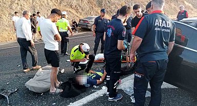 Elazığ'da otomobiller çarpıştı: 1'i ağır 6 yaralı