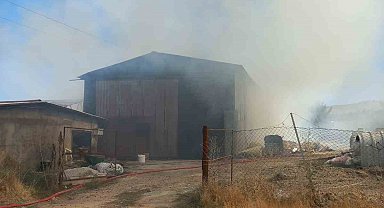 Elazığ'da samanlık yangını