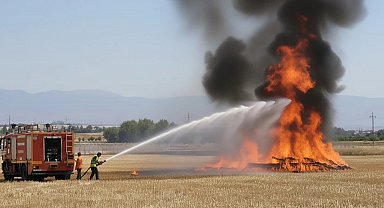 Elazığ'da tarla yangını