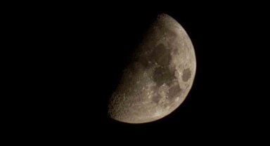 Elazığ'da yarım ay mest etti