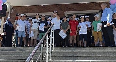 Elazığ'da yaz Kur'an kursunda karne heyecanı yaşandı