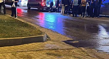 Elazığ'da motosiklet yayaya çarptı: 2 yaralı