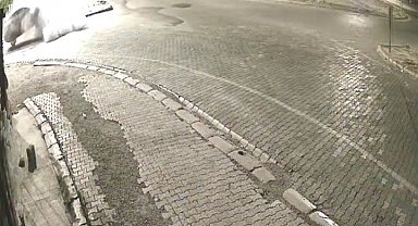 Elazığ'da trafik kazaları kameralara yansıdı