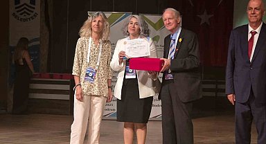 Prof. Dr. Canbay, 'Onur Ödülü'ne layık görüldü