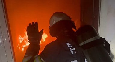 Sabah namazına kalkan aile, evlerinin yandığını gördü