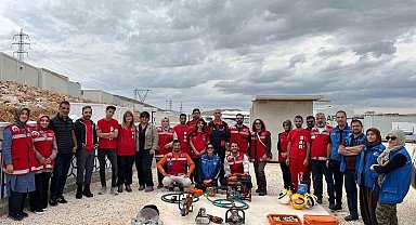 Elazığ'da arama kurtarma eğitimleri sürüyor