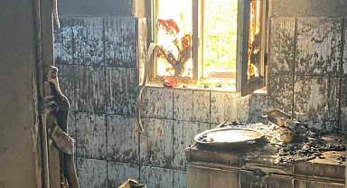 Elazığ'da bir ev yangında yanarak kül oldu