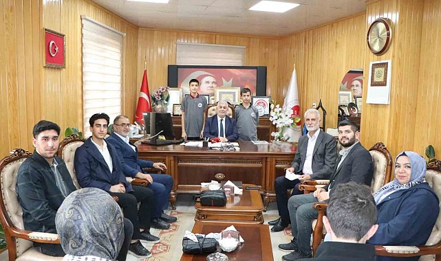 Elazığlı öğrencilerden Filistin'e anlamlı destek