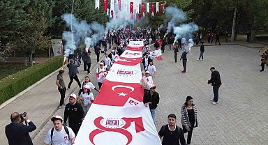 FÜ'de 50. yıl yürüyüşü coşkuyla gerçekleşti