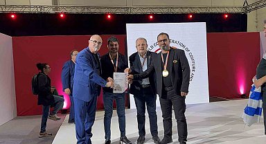 Türk kuaför İngiltere'de dünya sahnesinde