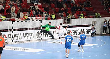 A Milli Hentbol Erkek Milli Takımı, Güney Kıbrıs Rum Kesimi'ni yenerek ikinci tura yükseldi