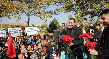 AK Parti İl Başkanı Selmanoğlu: "Elazığ'da yeni bir hizmet dönemini hep birlikte başlatacağız"