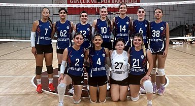 Elazığ Belediyespor Kadın Voleybol Takımı, galibiyete uzandı