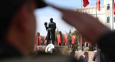 Elazığ'da 10 Kasım'da Atatürk saygıyla anıldı