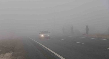 Elazığ'da sis etkili oldu