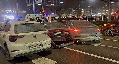 Elazığ'da zincirleme trafik kazası: 2 yaralı