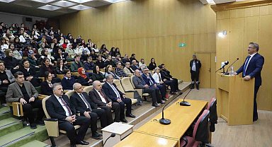 FÜ'de "Atatürk'ün İleri Görüşlülüğü" konferansı