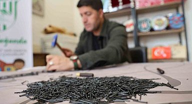 Hobisini sanata dönüştürdü, 500'ü aşkın eseriyle Türkiye'nin sayılı filografi ustalarından biri oldu