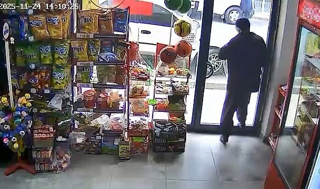 Kapıyı fark etmedi, kafasıyla camı kırdı