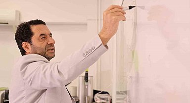 Prof. Dr. Fahrettin Yakupanoğlu; "Bilim makalede kalmamalı, ürüne dönüşmeli"