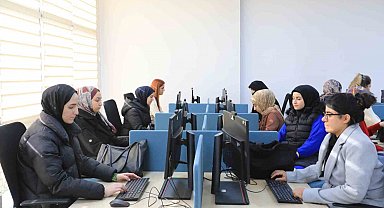 Elazığ Belediyesinde dijital eğitimler sürüyor