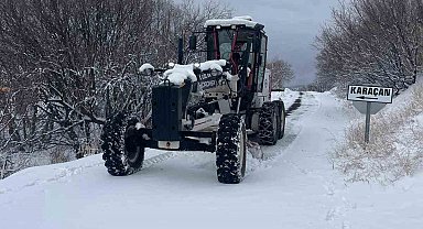 Elazığ'da kapalı köy yolu 103 oldu, ekipler çalışmalarını sürdürüyor