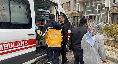 Elazığ'da korkutan yangın: 9 kişi dumandan etkilendi
