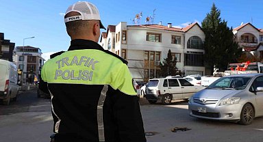 Elazığ'da yoğun bölgelerde trafik denetimi