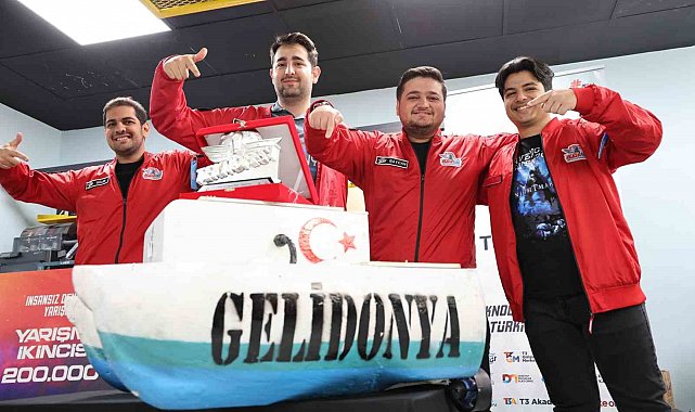 Tam otonom su üstü deniz aracıyla 284 takım arasından Türkiye ikinciliği