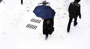 Yılın son gününde Elazığ beyaza büründü