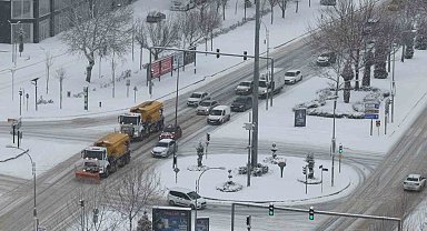 Başkan Şerifoğulları, karla mücadele çalışmalarını yerinde inceledi
