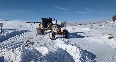 Elazığ'da 182 köy yolu ulaşıma kapandı