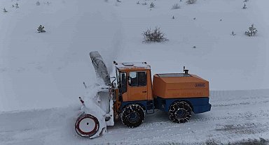 Elazığ'da kapalı 8 köy yolunda çalışmalar sürüyor