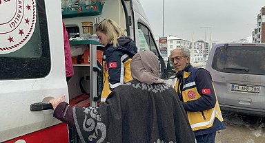 Elazığ'da sitede doğal gaz zehirlenmesi: 1'i çocuk 6 kişi hastaneye kaldırıldı