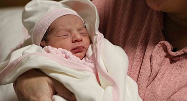 Elazığ'da yeni yılın ilk dakikalarında 4 bebek dünyaya geldi