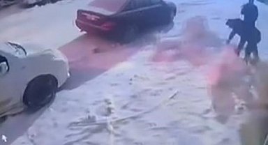 Kardan adama kafa attı