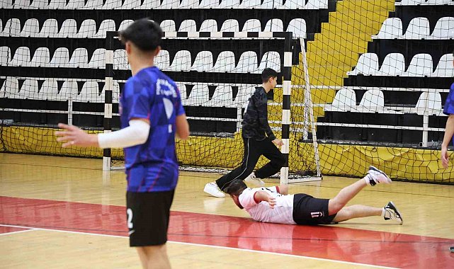 Elazığ GSK hentbol takımı 7'de 7 yaptı