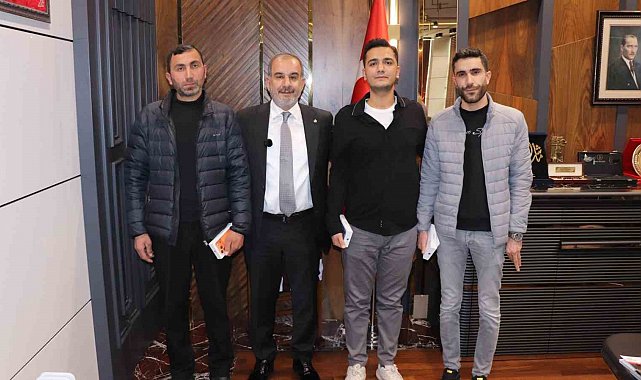 Elazığ TSO'dan fuar katılımcılarına hediye