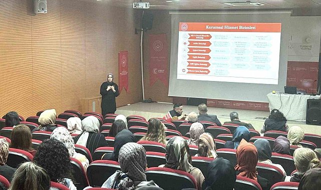 Elazığ'da kadına yönelik şiddetle mücadele eğitimi