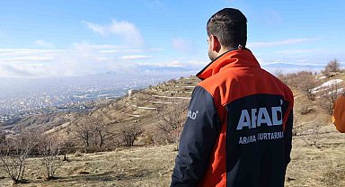 Elazığ'da kayıp yaşlı adamı arama çalışmaları sürüyor
