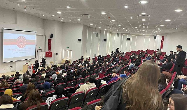Elazığ'da üniversite öğrencilerine şiddet farkındalık semineri