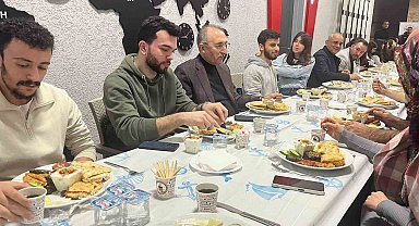 Rektör Göktaş, çalışan öğrencilerle sahurda buluştu