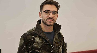 Sipariş ettiği dürümün içerisine sakalının kıllarını koydu, hesap ödemeden çıktı