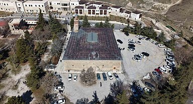 Tarihi Ulu Cami'de Ramazan ayının ilk Cuma namazı eda edildi