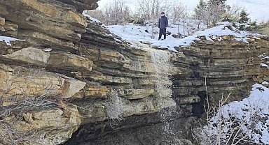 Yağmur ve kar, Harput'ta doğal şelaleler oluşturdu