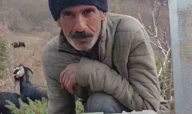 Elazığ'da çobanın "Televizyonlu" hava durumu sunumu tebessüm ettirdi