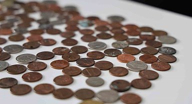 Şehit babası oğlundan kalan koleksiyona gözü gibi bakıyor