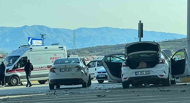 Elazığ'daki trafik kazası: 6 yaralı