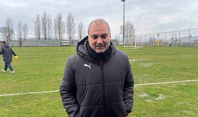 Elazığspor Teknik Direktörü Sözeri: "Savaşan bir oyuncu grubu kurduk"
