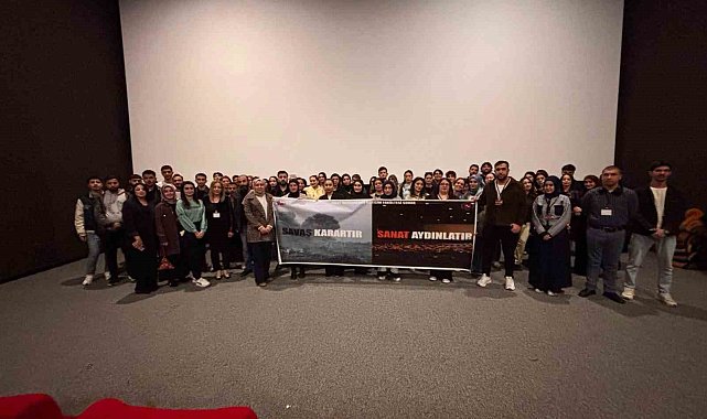 Üniversite öğrencilerinden barış temalı sosyal sorumluluk projesi